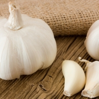 Odorless Garlic + Cayenne Supplement